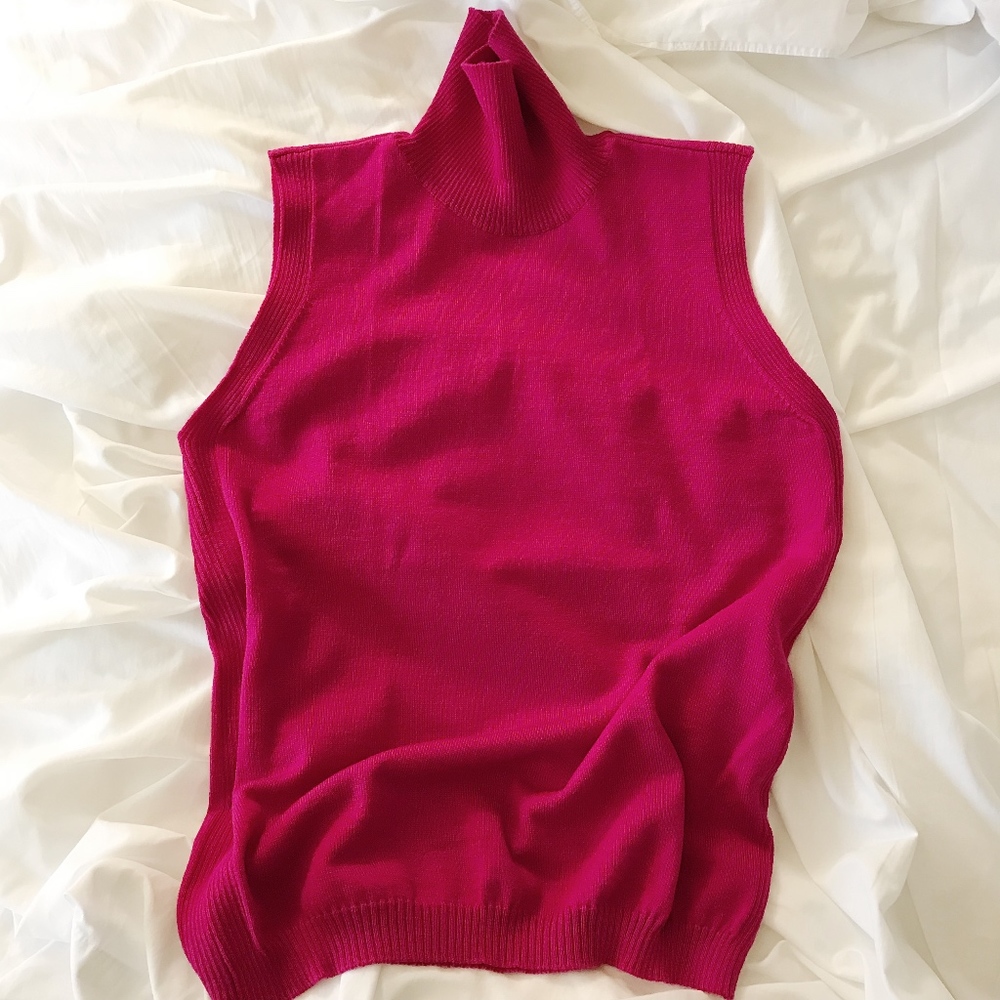 Armani vintage Sleeveless Turtle Neck